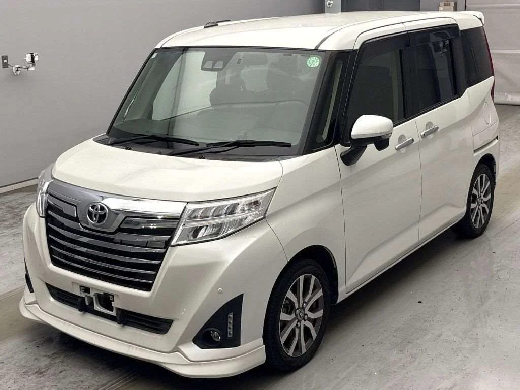 Toyota Roomy M900A 2019