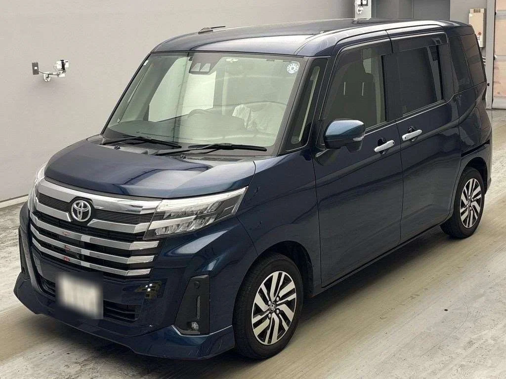 Toyota Roomy M900A 2021