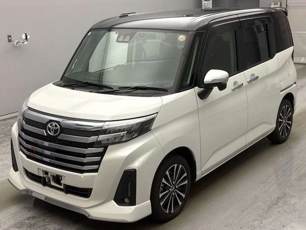 Toyota Roomy M900A 2023