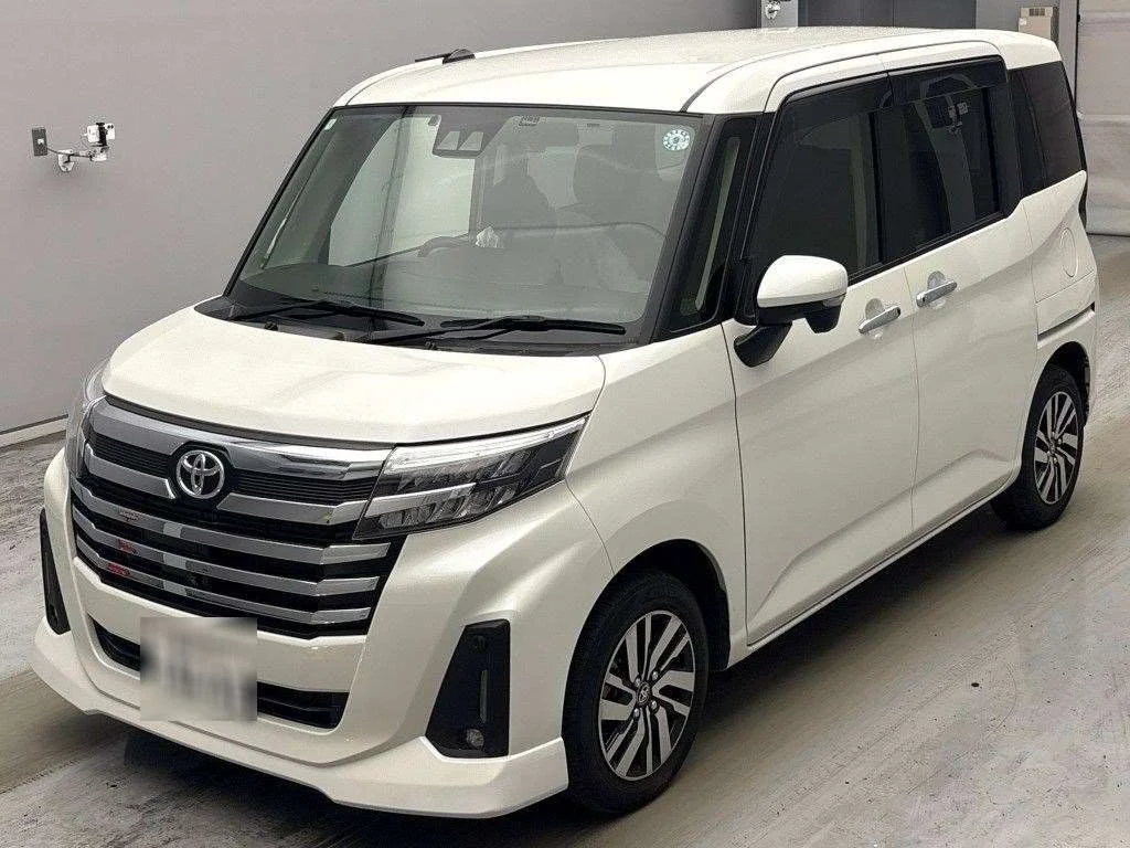 Toyota Roomy M900A 2024