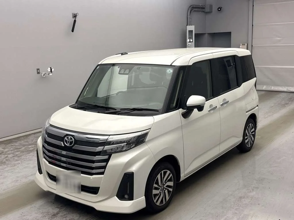 Toyota Roomy M900A 2026