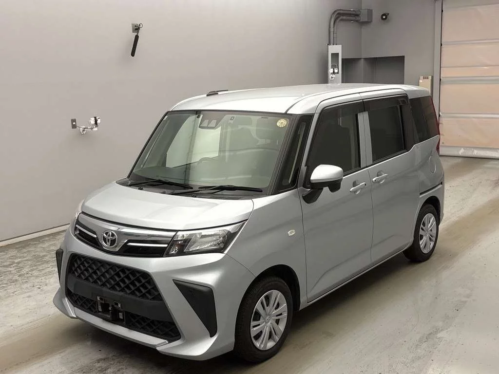 Toyota Roomy M900A 2021