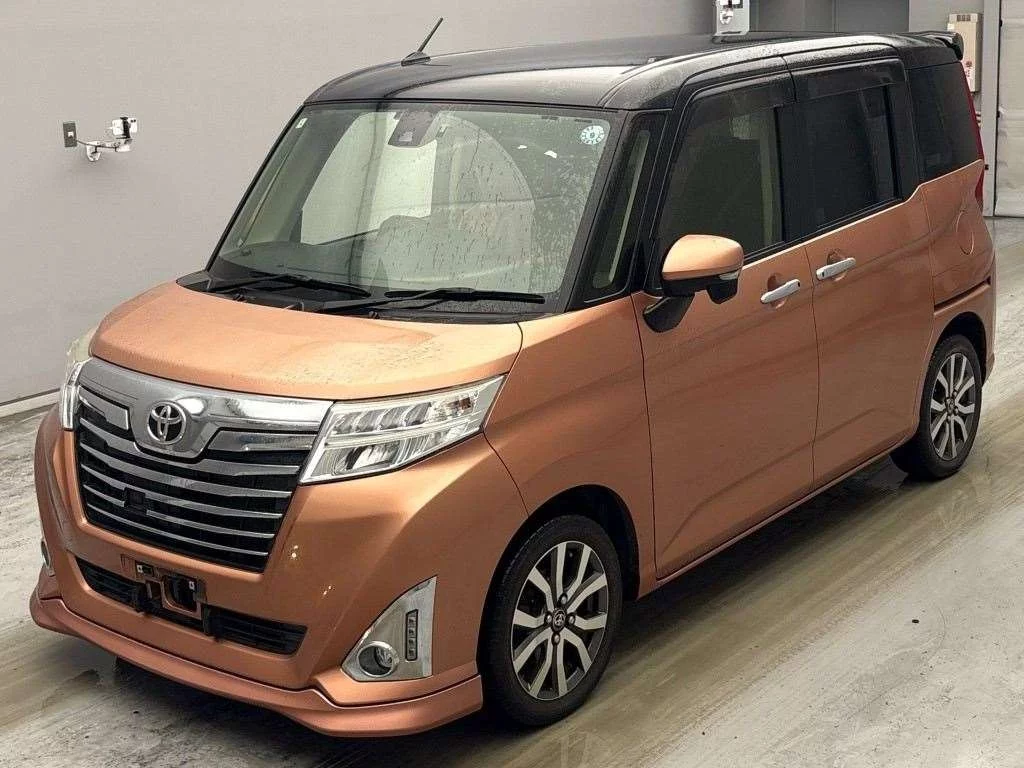 Toyota Roomy M900A 2018