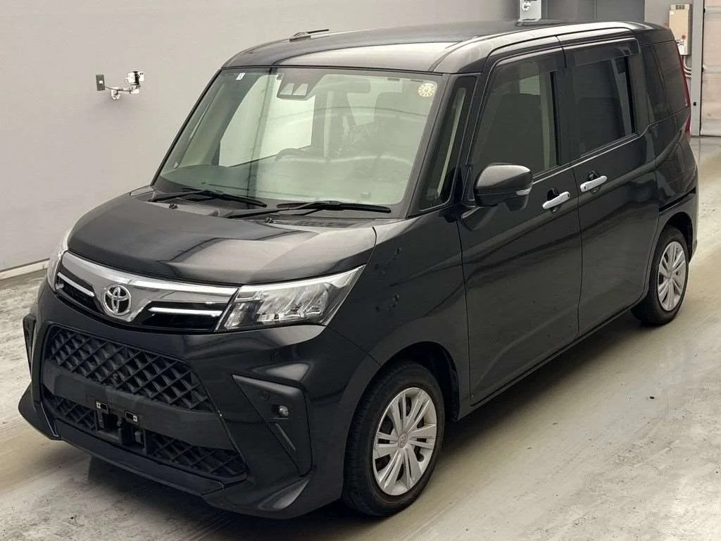Toyota Roomy M900A 2022