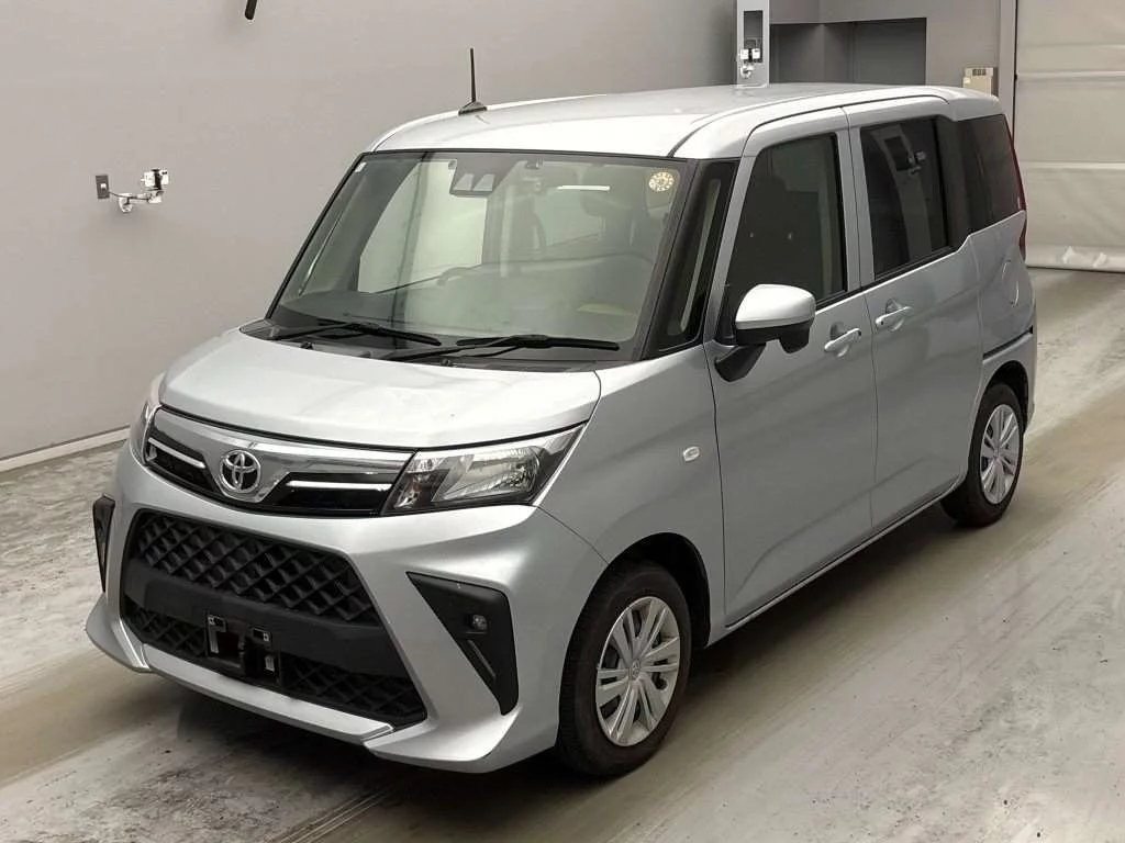 Toyota Roomy M900A 2023