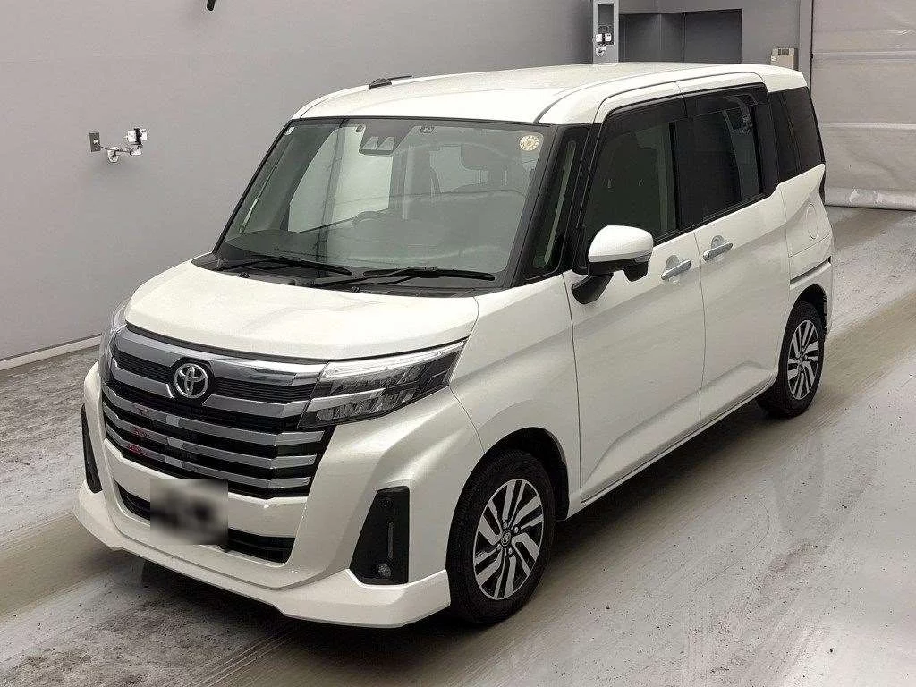 Toyota Roomy M900A 2023