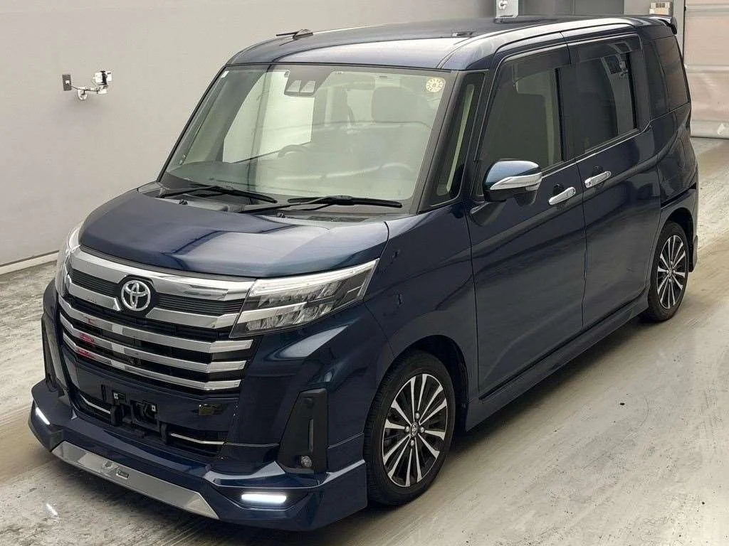 Toyota Roomy M900A 2023