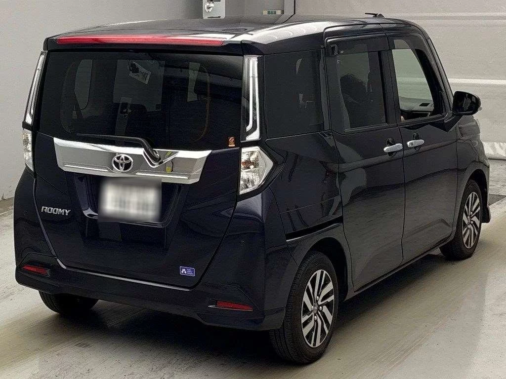 Toyota Roomy M900A 2024
