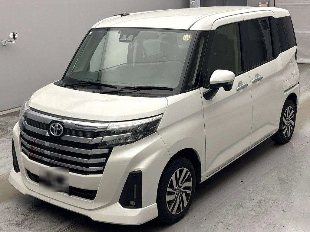 Toyota Roomy M900A 2023