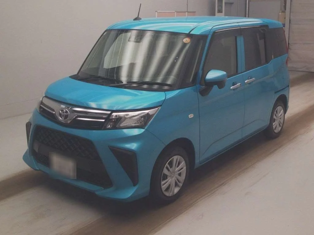 Toyota Roomy M900A 2025