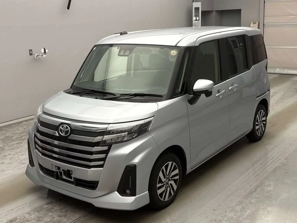 Toyota Roomy M900A 2023