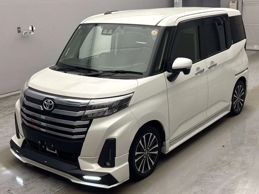 Toyota Roomy M900A 2023