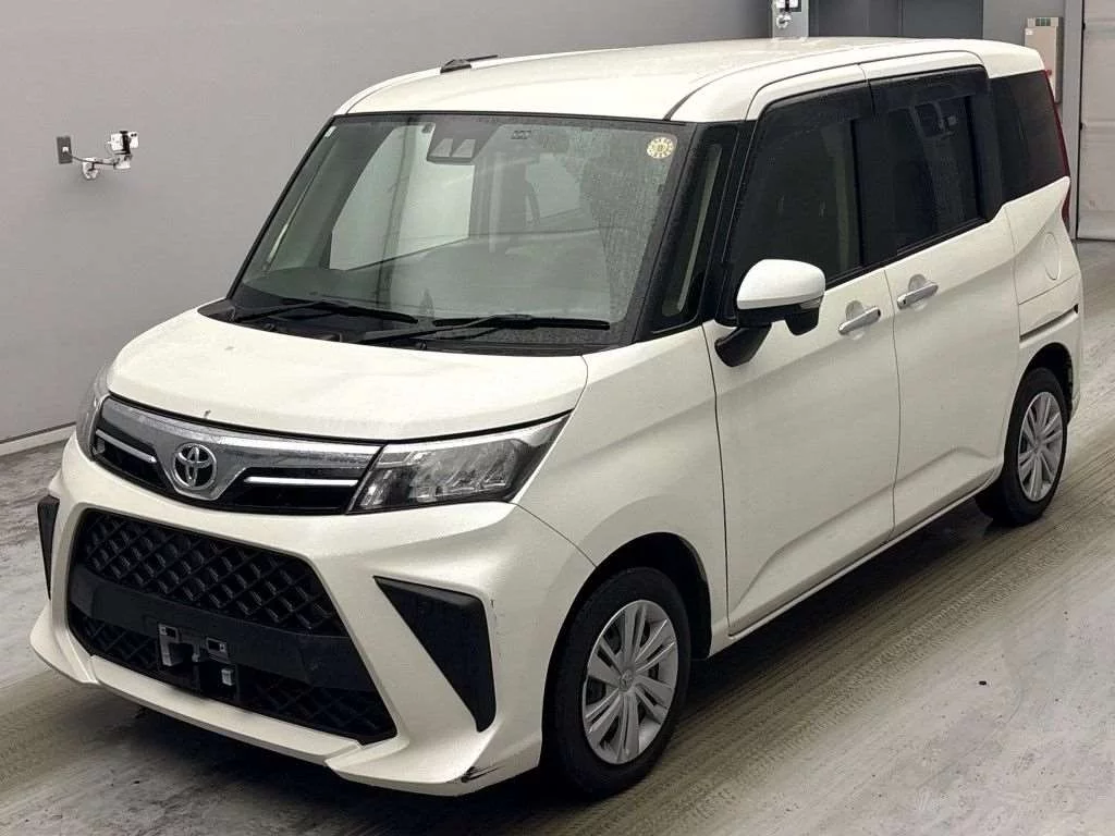 Toyota Roomy M900A 2023