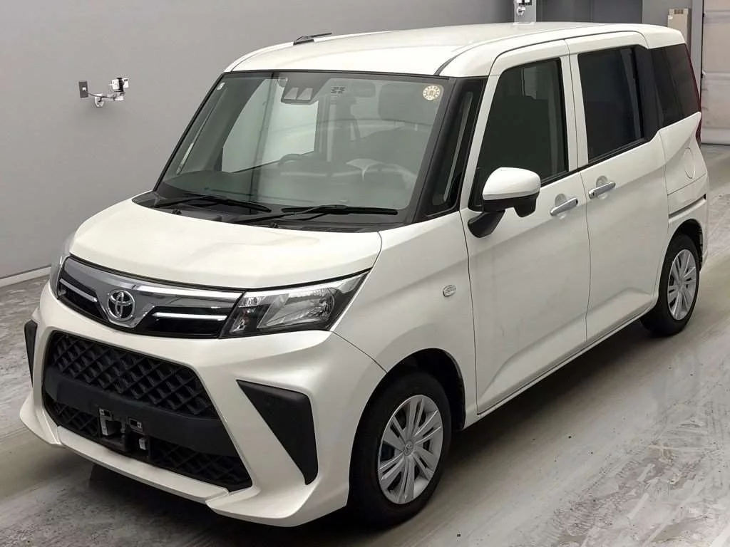 Toyota Roomy M900A 2021