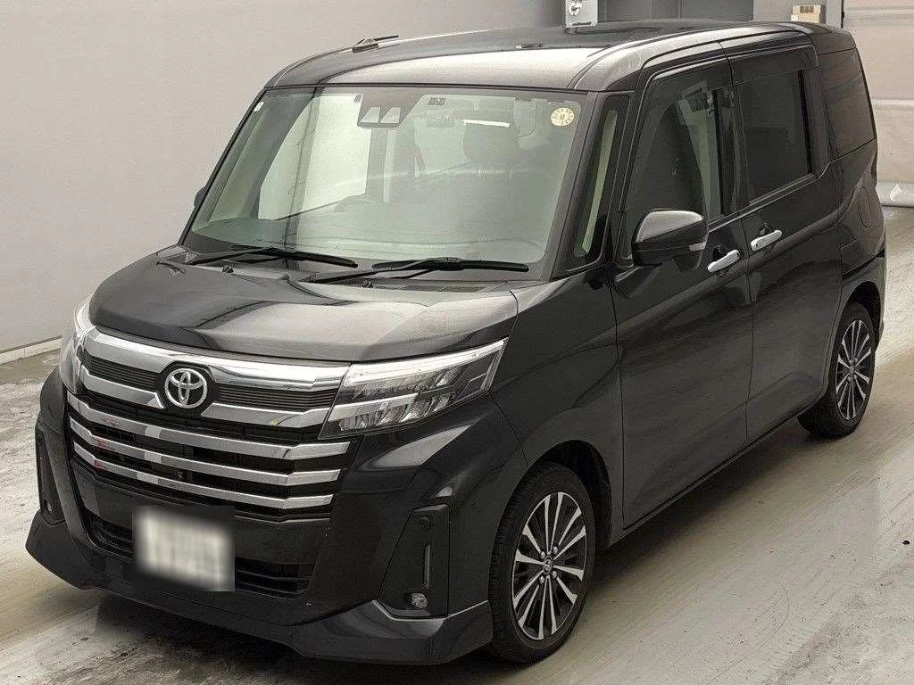 Toyota Roomy M900A 2022