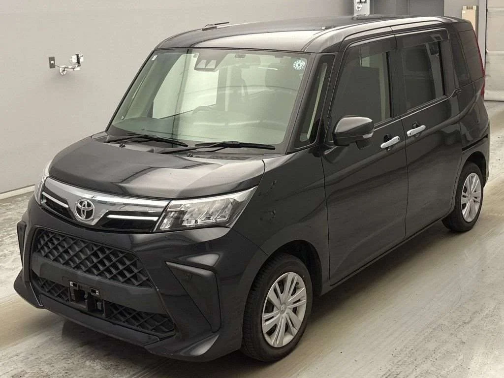 Toyota Roomy M900A 2022