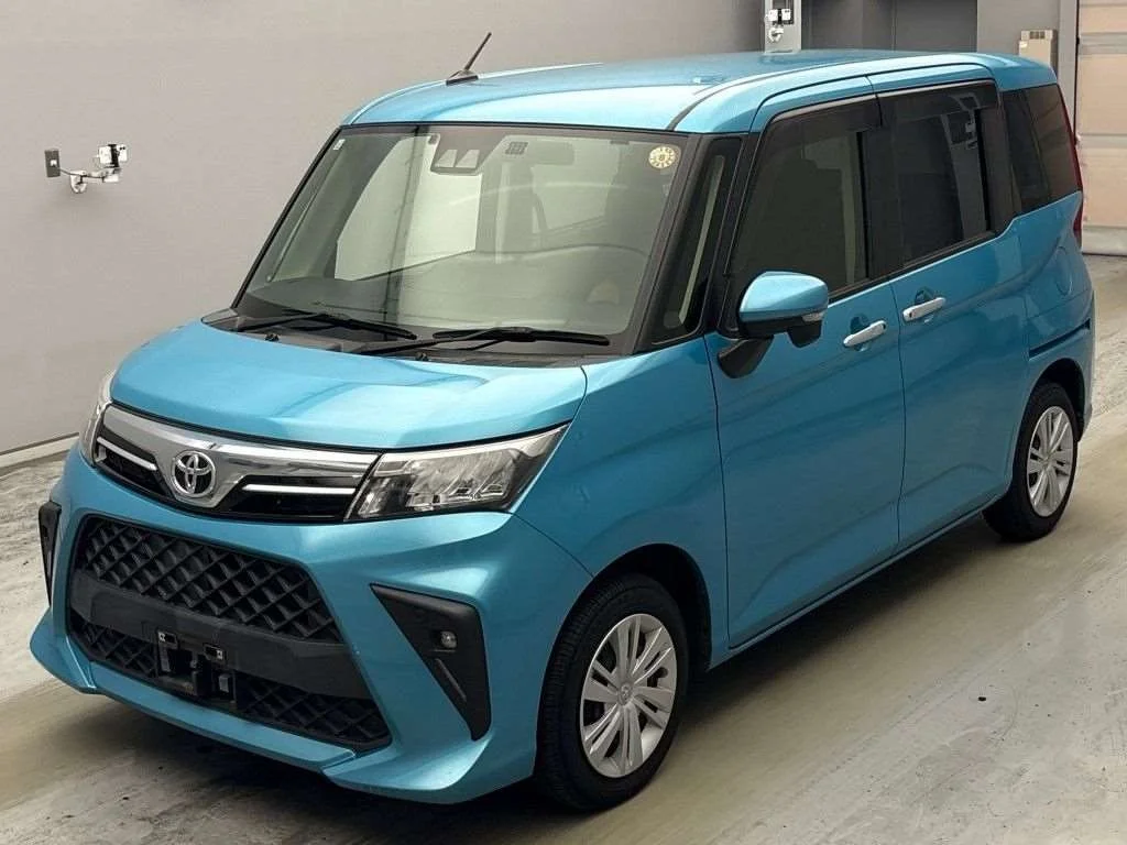 Toyota Roomy M900A 2021