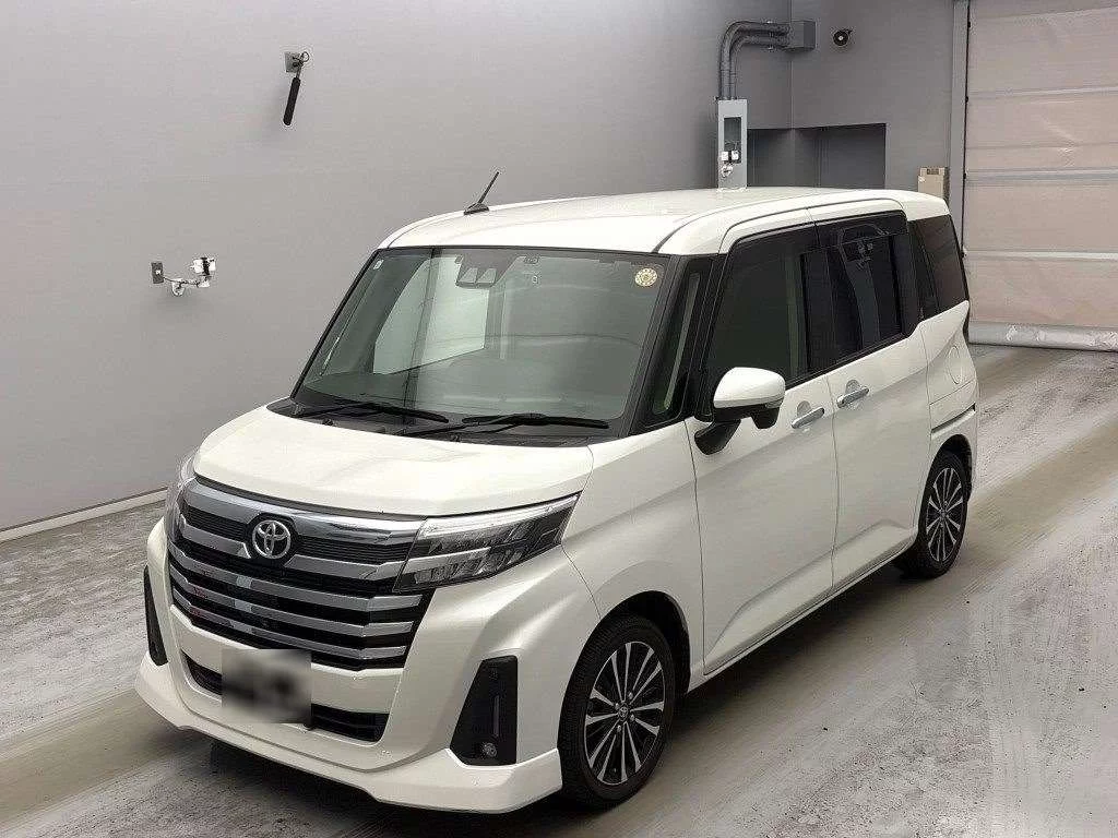 Toyota Roomy M900A 2021