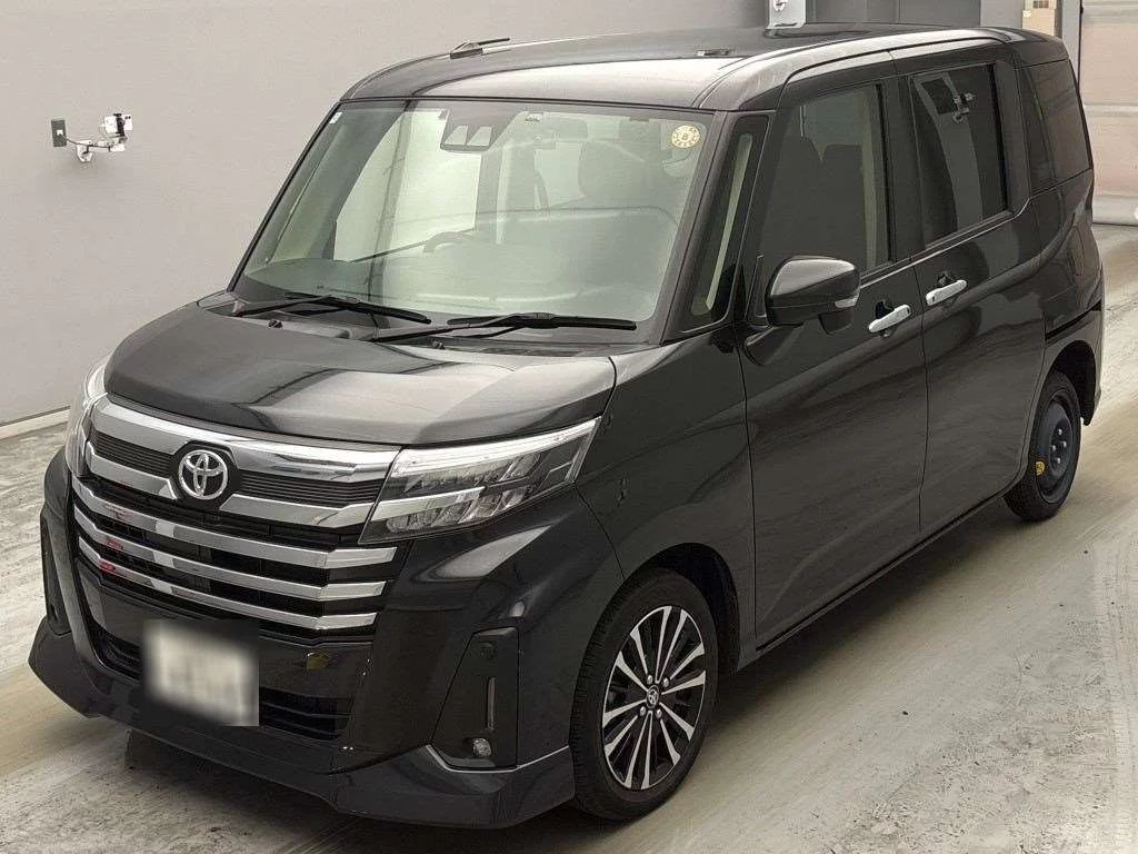 Toyota Roomy M900A 2022