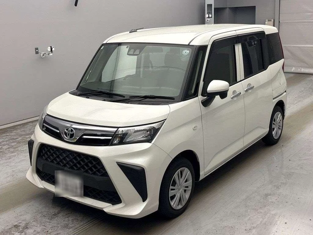 Toyota Roomy M900A 2022