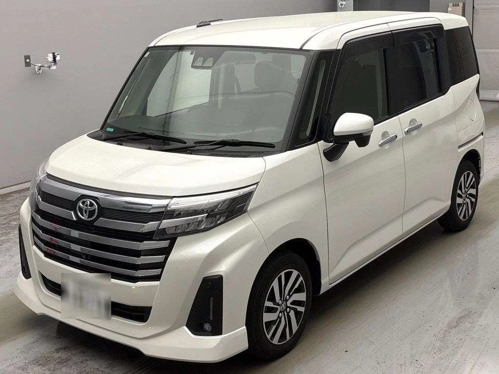 Toyota Roomy M900A 2024