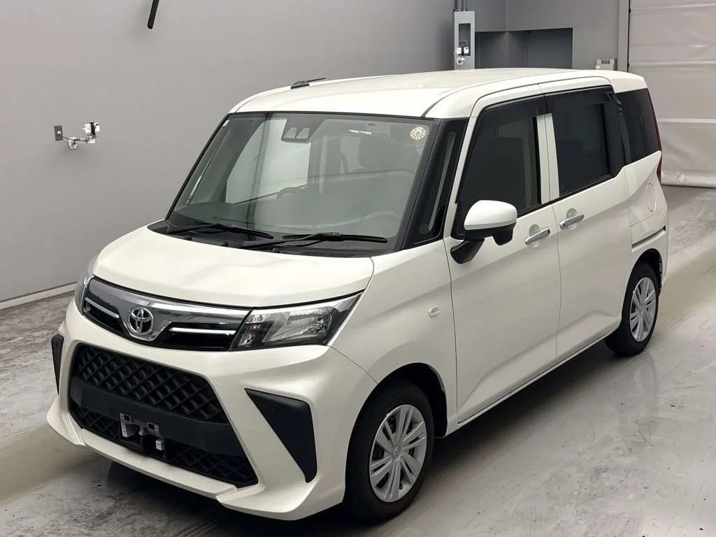 Toyota Roomy M900A 2023