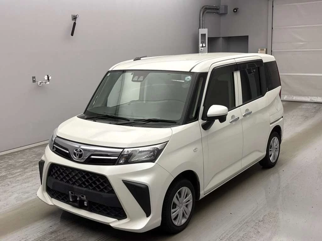 Toyota Roomy M900A 2022