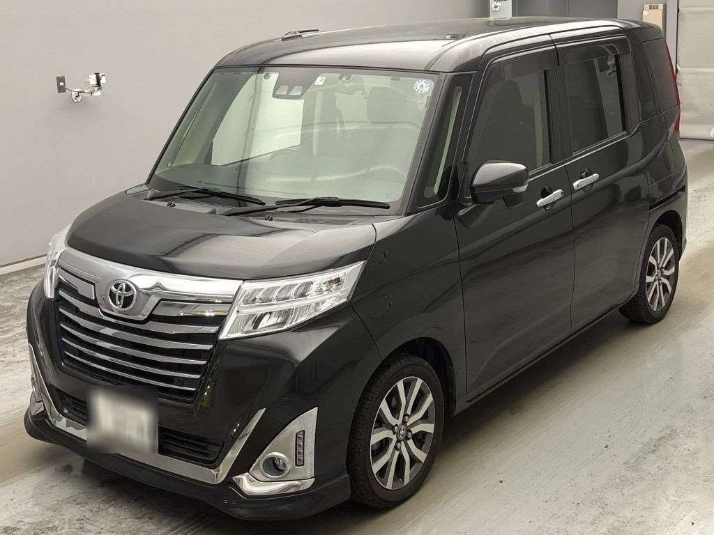Toyota Roomy M900A 2019