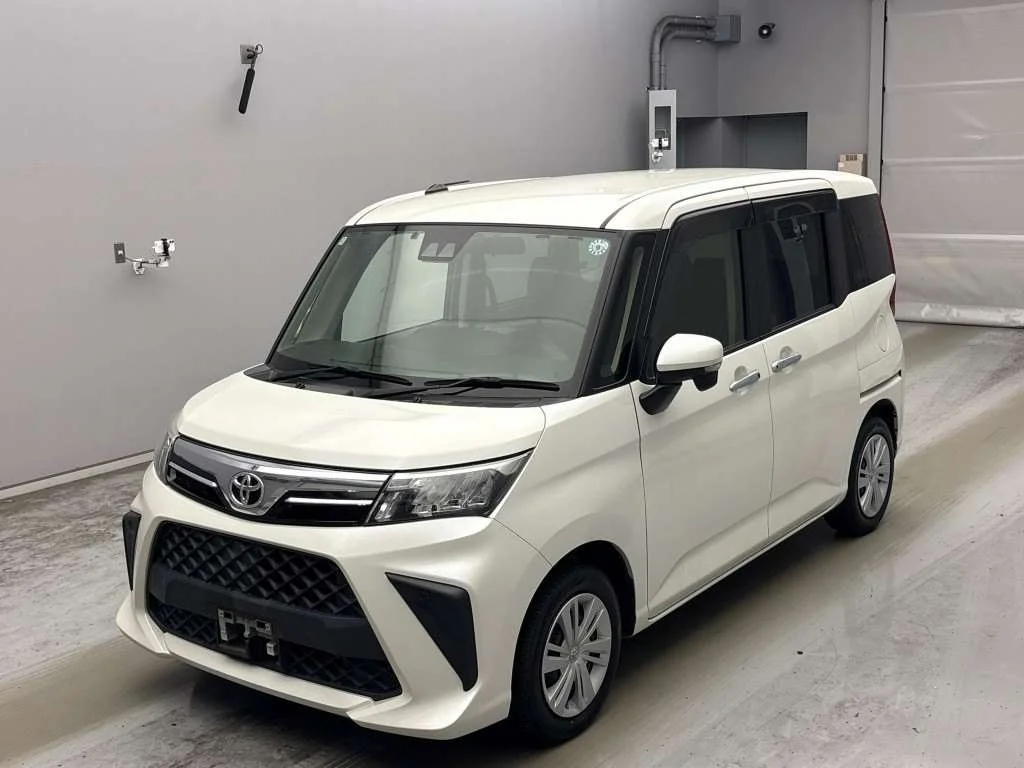 Toyota Roomy M900A 2022