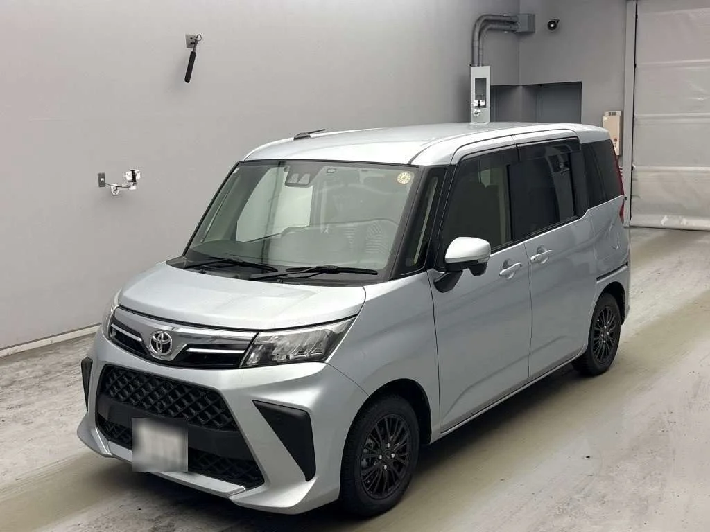 Toyota Roomy M910A 2025