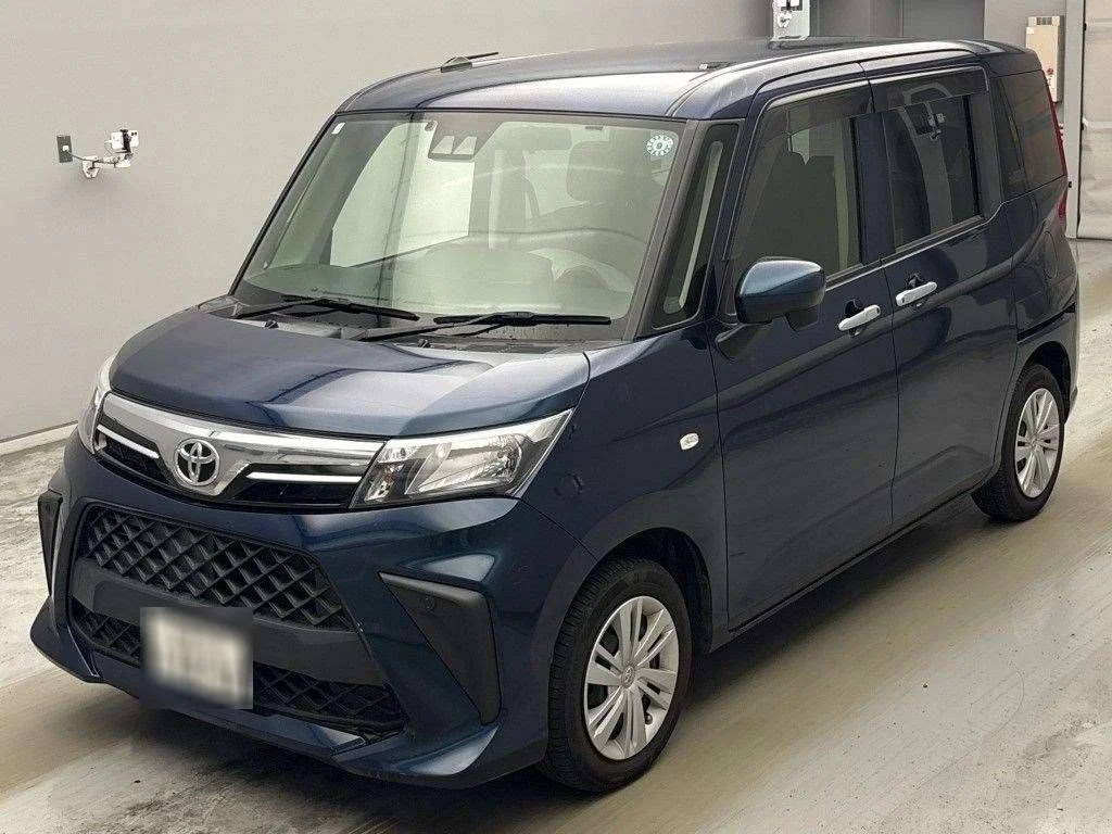 Toyota Roomy M900A 2021