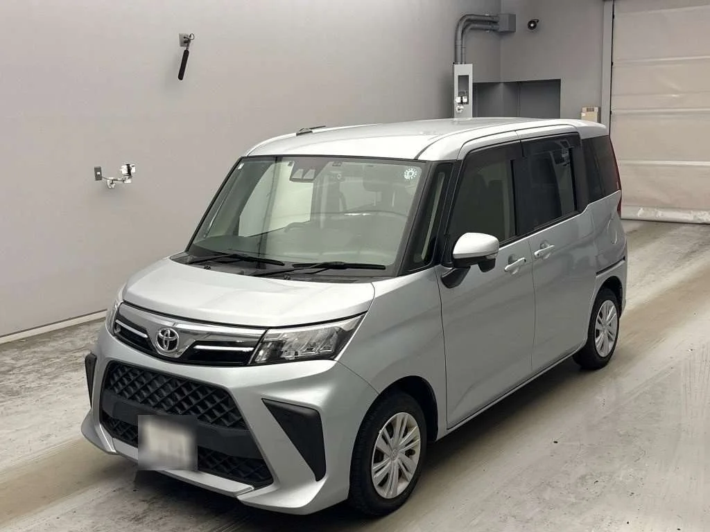 Toyota Roomy M900A 2021