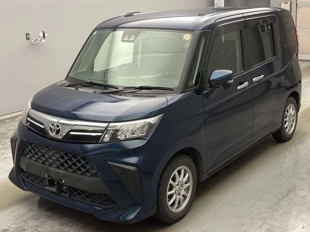 Toyota Roomy M900A 2022