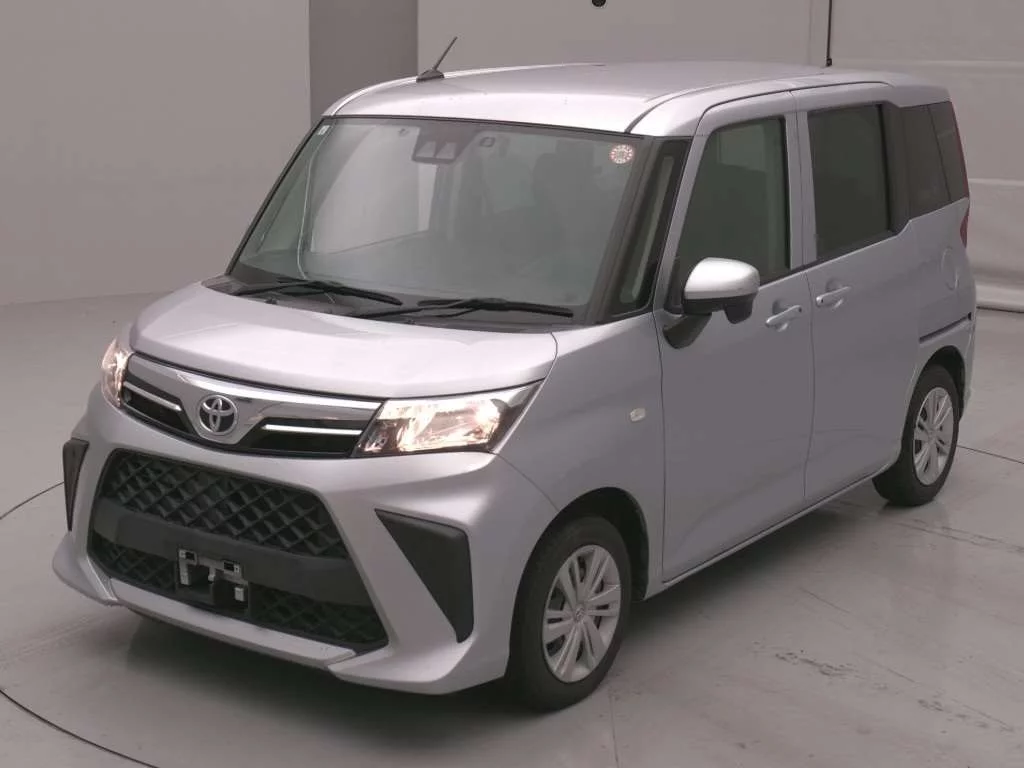 Toyota Roomy M900A 2022