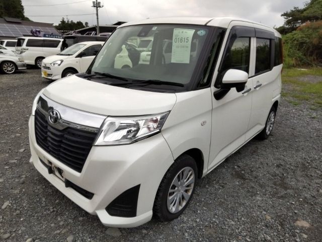 1615 Toyota Roomy M900A 2018 г. (LUM Tokyo Nyusatsu)