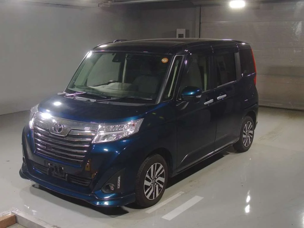 Toyota Roomy M900A 2018