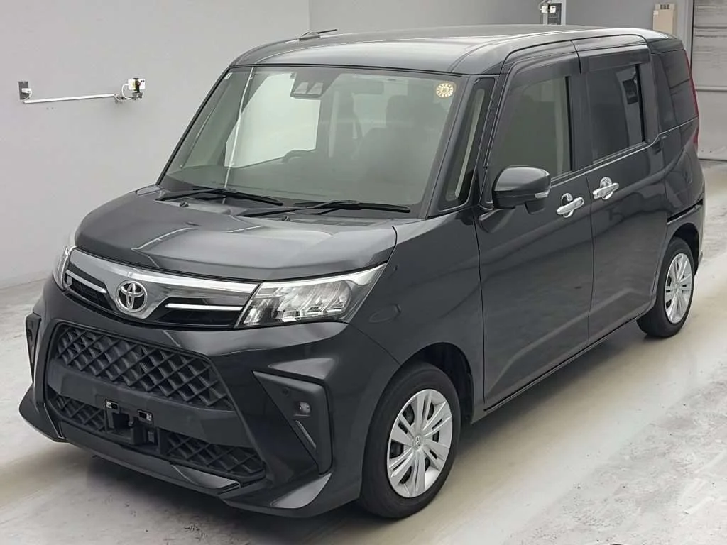 Toyota Roomy M900A 2022