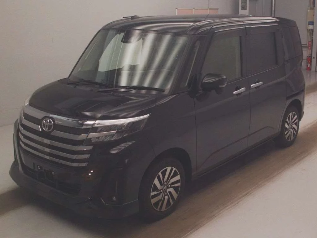 Toyota Roomy M900A 2021