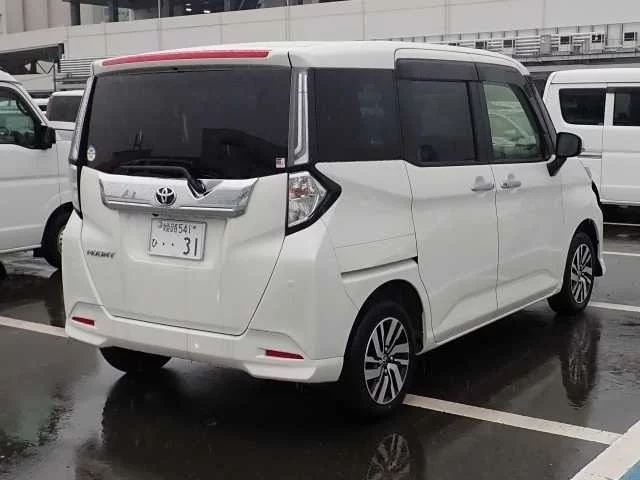 Toyota Roomy M900A 2023