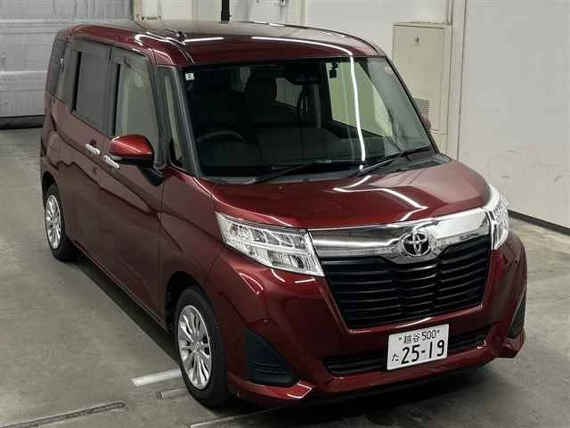 Toyota Roomy M900A 2020