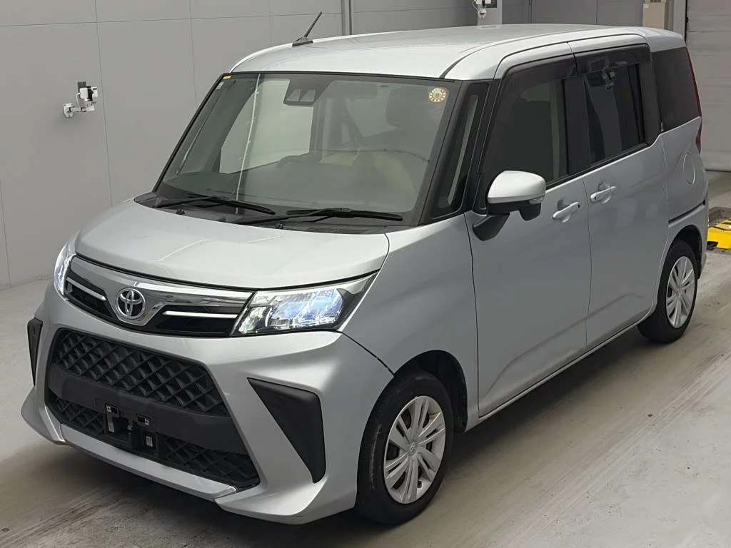 Toyota Roomy M900A 2021