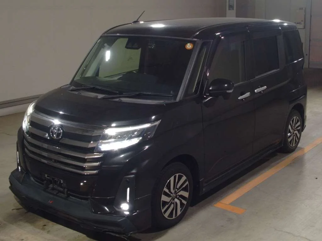 Toyota Roomy M900A 2020