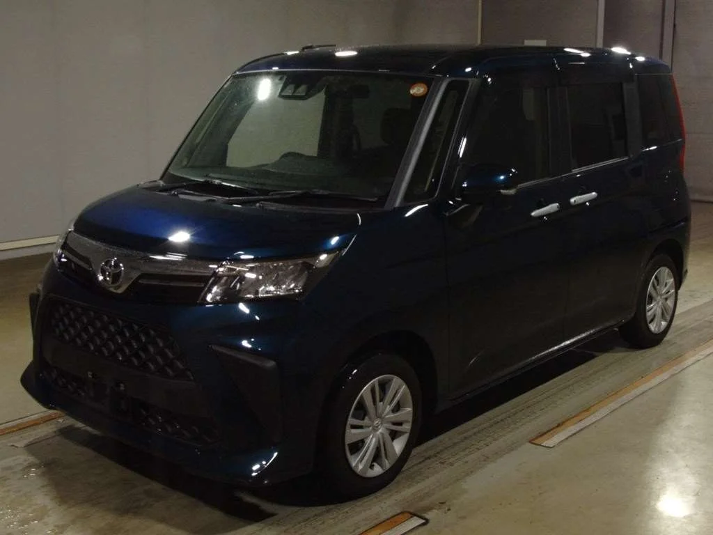 Toyota Roomy M900A 2022