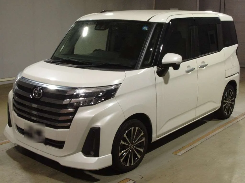Toyota Roomy M900A 2022