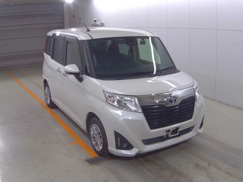 Toyota Roomy M900A 2020