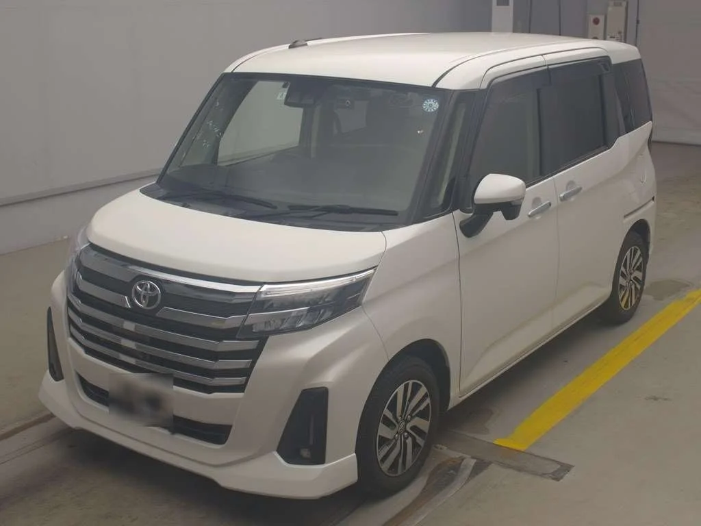 Toyota Roomy M900A 2022