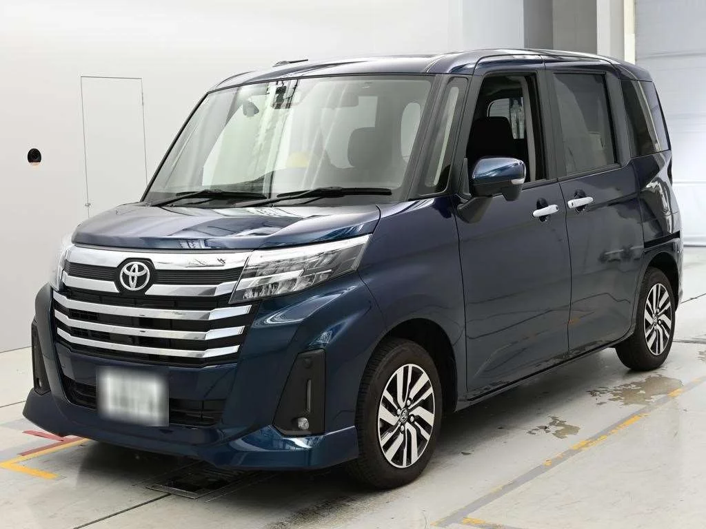 Toyota Roomy M900A 2025