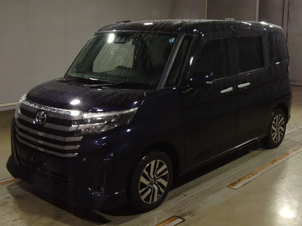 Toyota Roomy M900A 2022