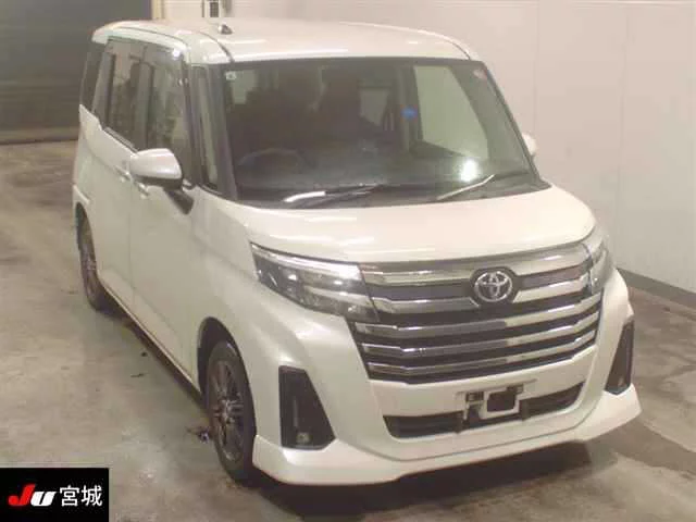 Toyota Roomy M910A 2021