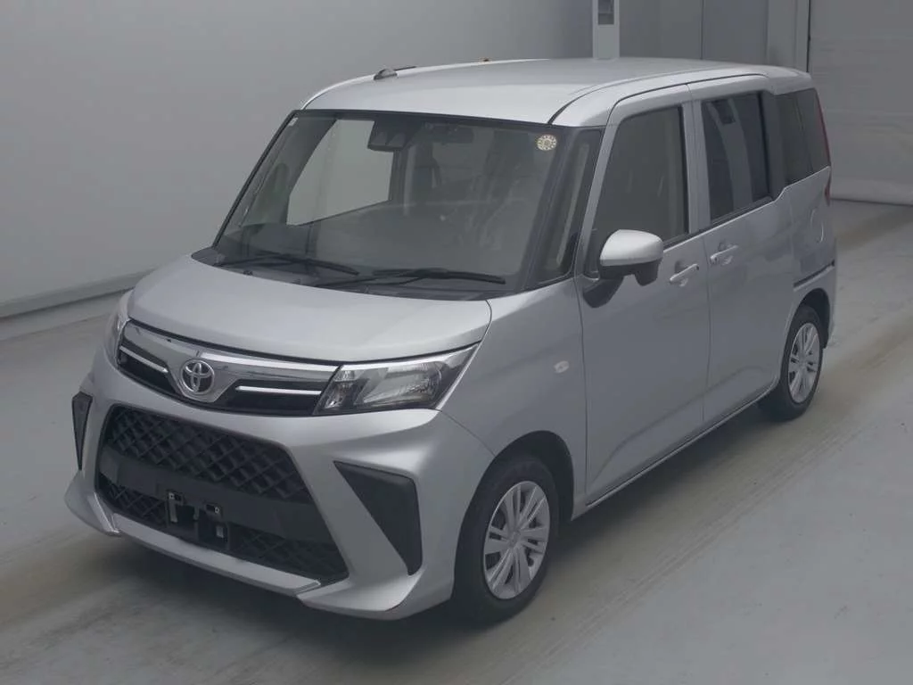 Toyota Roomy M910A 2022